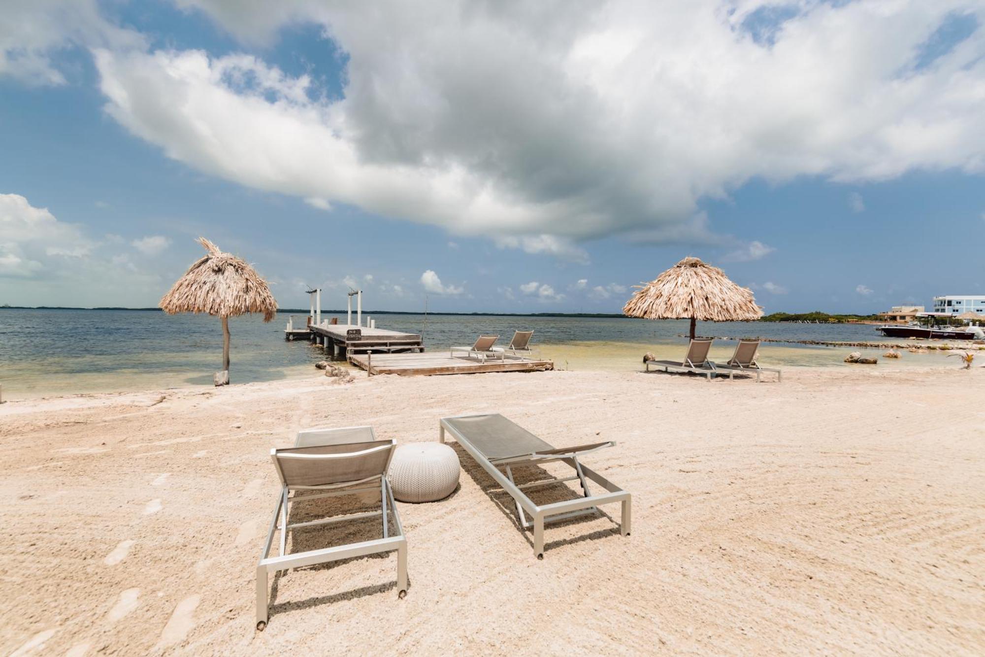 Playa De Sala Boutique Hotel (Adults Only) San Pedro  Exterior photo